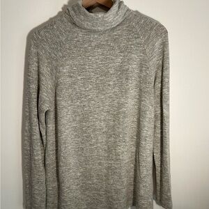 THML Gray Turtleneck Sweater Long Sleeves Size M